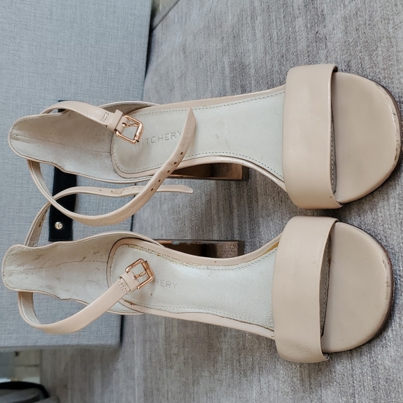 Witchery Heels, Size 7, Nude - Picture 3 of 8